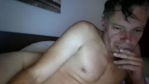 salsapaulus online show from March 2026 06:42:02 PM