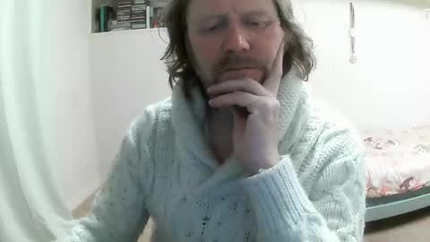 Snapshot of saltimbanquier chatting on January 2025 01:58:01 PM Saltimbanquier Salt ou Banquier online show from January 2025 01:58:01 PM