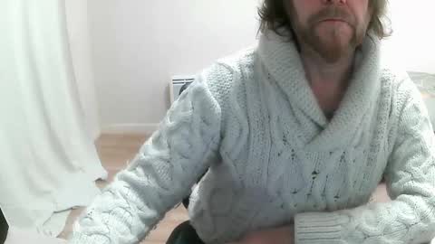 Snapshot of saltimbanquier chatting on February 2025 07:12:02 AM Saltimbanquier Salt ou Banquier online show from February 2025 07:12:02 AM