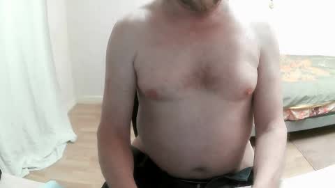 Snapshot of saltimbanquier chatting on February 2025 02:57:02 PM Saltimbanquier Salt ou Banquier online show from February 2025 02:57:02 PM