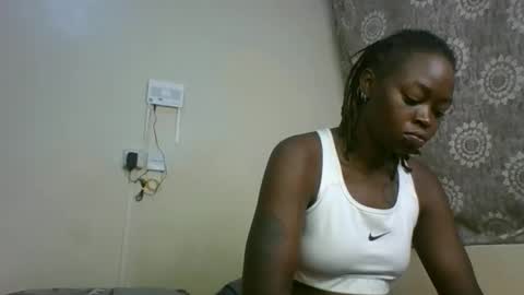 Snapshot of saltysugar20 chatting on May 2026 05:03:01 AM Sugarbabe online show from May 2026 05:03:01 AM