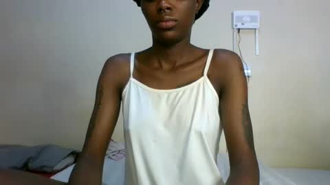 Snapshot of saltysugar20 chatting on June 2026 02:24:02 AM Sugarbabe online show from June 2026 02:24:02 AM