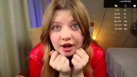 Snapshot of salut_love chatting on October 2025 03:35:01 PM Ruby online show from October 2025 03:35:01 PM