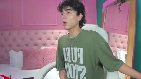 Snapshot of salvatore_monterey chatting on January 2025 12:27:01 AM salvatore online show from January 2025 12:27:01 AM