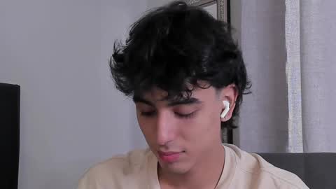 Snapshot of salvatore_monterey chatting on January 2025 07:15:01 PM salvatore online show from January 2025 07:15:01 PM