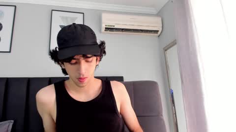 Snapshot of salvatore_monterey chatting on March 2025 02:48:01 PM salvatore online show from March 2025 02:48:01 PM