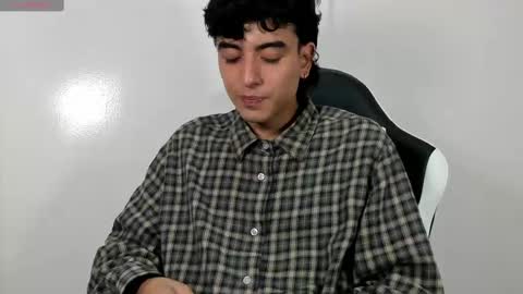 salvatore_montt online show from March 2025 06:03:01 AM