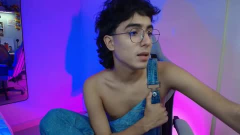 salvatore_montt online show from September 2025 05:18:02 AM