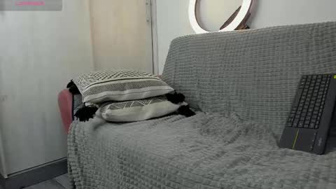 Esteban online show from February 2025 02:14:01 AM