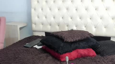 Snapshot of saly_moon chatting on October 2025 05:41:02 PM saly moon online show from October 2025 05:41:02 PM