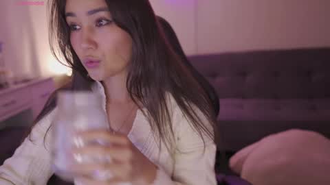 Snapshot of sam01___ chatting on January 2025 11:33:02 PM Stefana or Samchispas online show from January 2025 11:33:02 PM