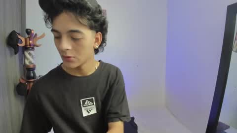 sam__cute online show from January 2025 06:54:02 PM