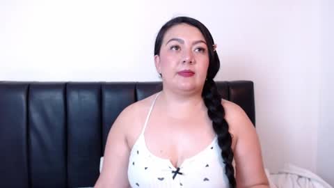 samanta online show from April 2026 09:10:02 PM