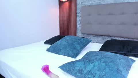 Sam Clark online show from October 2025 04:13:01 AM