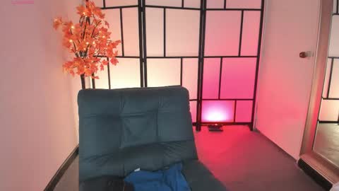 Sam online show from November 2025 01:14:02 PM