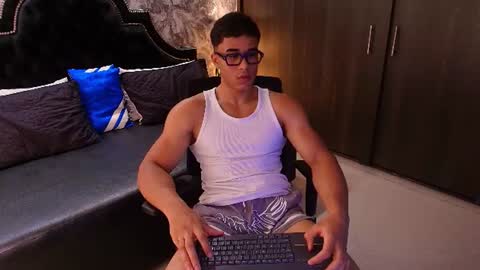 Snapshot of sam_rouge chatting on July 2026 03:21:01 AM sam_rouge online show from July 2026 03:21:01 AM