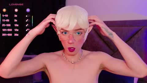 Sam online show from September 2025 08:05:02 AM