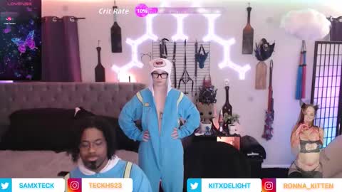 Snapshot of samandbrat chatting on December 2025 01:54:01 AM Join us - and online show from December 2025 01:54:01 AM