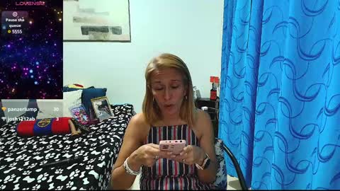Snapshot of samanta_stone69 chatting on January 2025 12:42:02 AM Samanta Stone online show from January 2025 12:42:02 AM
