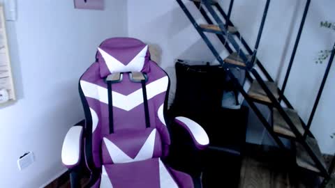 Snapshot of samantha2girl chatting on October 2025 06:14:02 PM samantha online show from October 2025 06:14:02 PM