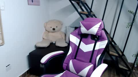 Snapshot of samantha2girl chatting on November 2025 05:46:02 PM samantha online show from November 2025 05:46:02 PM