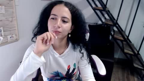 Snapshot of samantha2girl chatting on December 2025 07:00:01 PM samantha online show from December 2025 07:00:01 PM