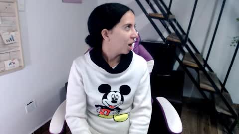 Snapshot of samantha2girl chatting on January 2026 05:07:02 PM samantha online show from January 2026 05:07:02 PM