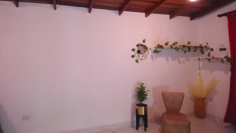 Snapshot of samantha46 chatting on February 2026 01:48:02 AM Samy online show from February 2026 01:48:02 AM