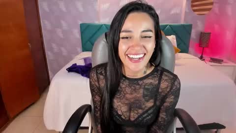 natalia online show from September 2025 02:21:01 PM