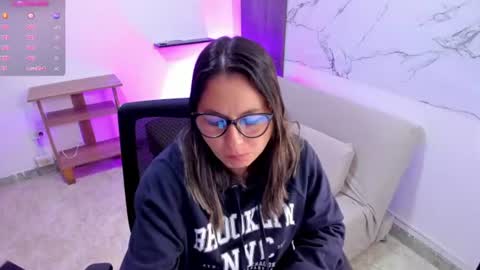 Samantha  online show from June 2026 12:52:02 PM