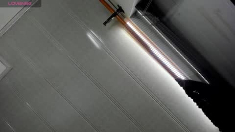 Snapshot of samantha_blow chatting on November 2025 03:18:02 AM samantha_blow online show from November 2025 03:18:02 AM