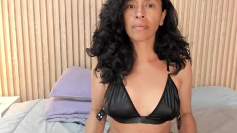 samantha_duart3 online show from April 2026 11:42:02 AM