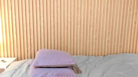 samantha_duart3 online show from April 2026 12:29:02 PM