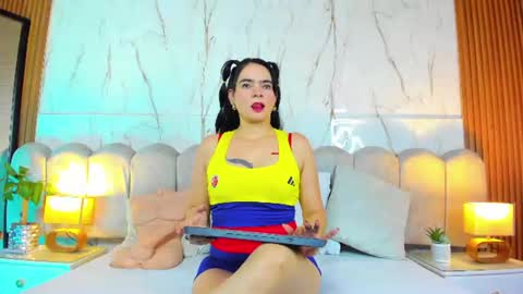 samantha_fiire online show from July 2026 12:31:02 PM