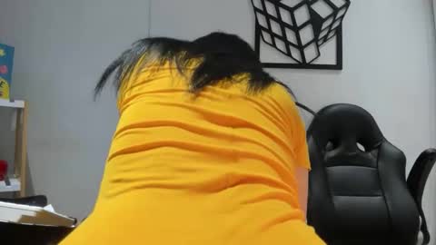 Andy online show from May 2026 11:32:01 PM