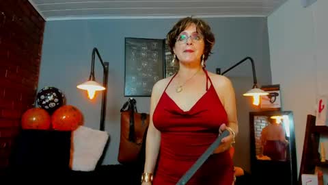 Snapshot of samantha_mature56 chatting on May 2026 02:19:01 AM Sam online show from May 2026 02:19:01 AM