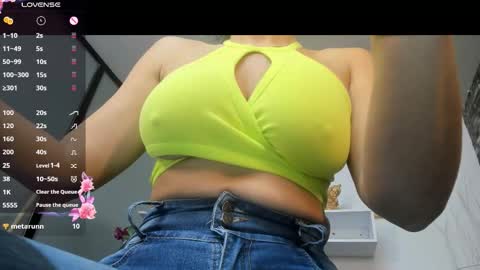 Snapshot of samantha_milfs chatting on September 2025 10:48:02 AM samantha_milfs online show from September 2025 10:48:02 AM