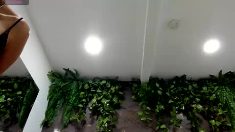 Snapshot of samantha_milfs chatting on January 2026 11:24:02 AM samantha_milfs online show from January 2026 11:24:02 AM