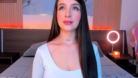 samantha_moons online show from April 2026 09:56:02 PM