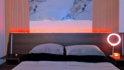 samantha_moons online show from May 2026 12:18:01 AM