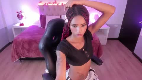 Snapshot of samantha_spike chatting on December 2025 07:54:02 PM Samantha online show from December 2025 07:54:02 PM