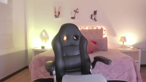 Samantha online show from May 2026 07:51:02 PM