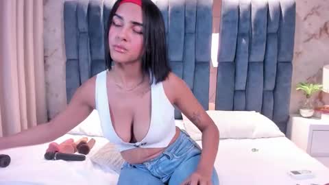 Snapshot of samanthaa_gil_ chatting on January 2026 05:10:02 AM Samantha online show from January 2026 05:10:02 AM