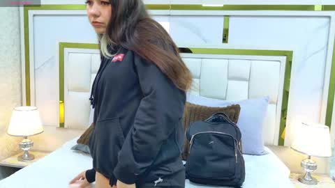 samanthaa_sm online show from April 2026 02:53:02 AM