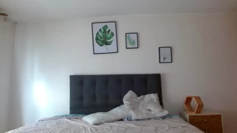 samanthachop online show from July 2026 01:42:01 PM