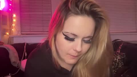 samanthafever online show from January 2026 12:43:02 PM