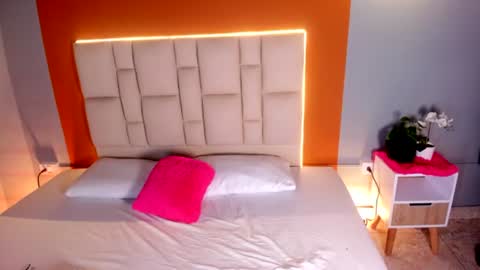 samanthafoxy_ online show from July 2026 11:49:02 AM