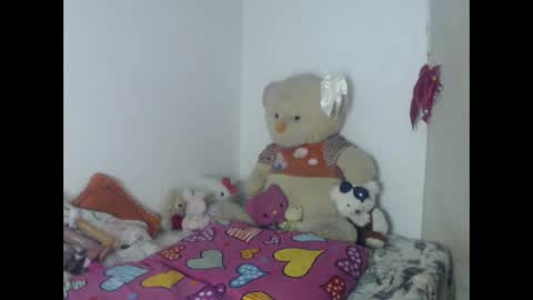 Snapshot of samanthakler17 chatting on December 2024 04:32:01 PM samantha online show from December 2024 04:32:01 PM