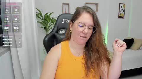 Snapshot of samanthaleon chatting on December 2024 01:50:01 AM Samantha samy online show from December 2024 01:50:01 AM