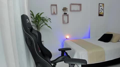 Snapshot of samanthaleon chatting on December 2024 06:08:02 AM Samantha samy online show from December 2024 06:08:02 AM